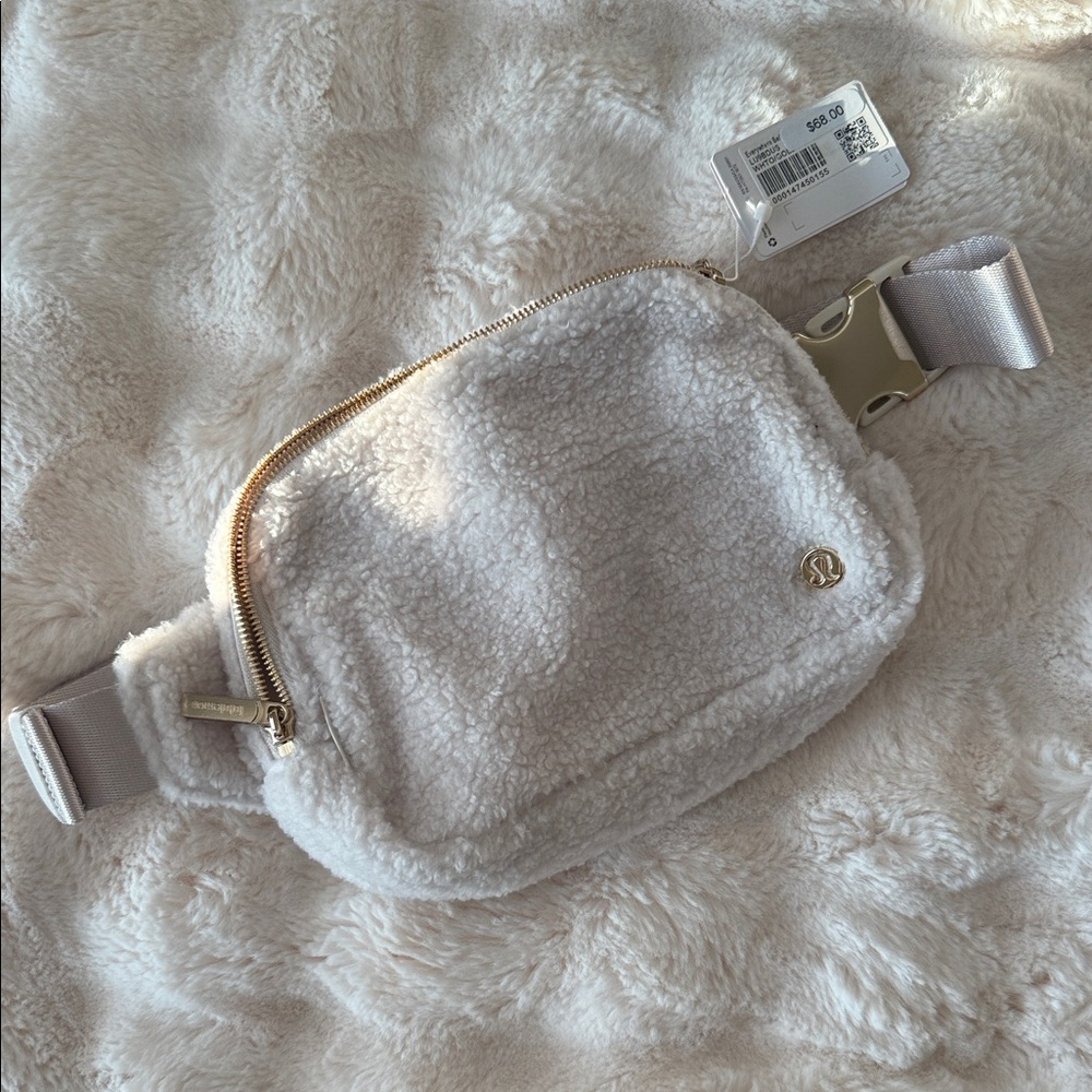 lululemon athletica White Sherpa Crossbody Bag